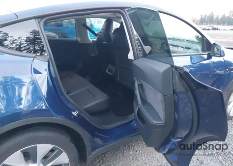 2023 Tesla Model Y Awd/Long Range Dual Motor All-Wheel Drive from USA, damaged, VIN 7SAYGDEEXPF767296